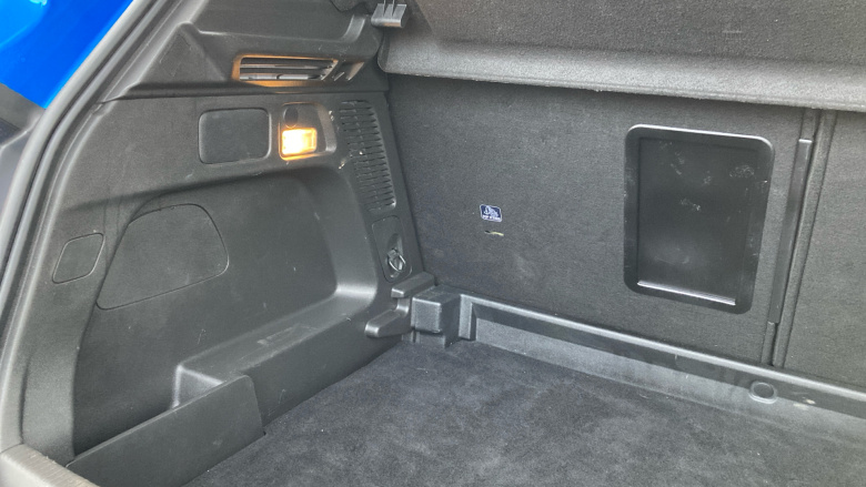 Vauxhall Grandland 1.5 Turbo D Ultimate 5dr Auto Diesel Hatchback